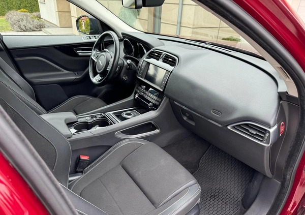 Jaguar F-Pace cena 125000 przebieg: 78600, rok produkcji 2016 z Olsztyn małe 106